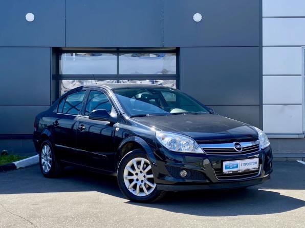 Opel Astra H Рестайлинг с пробегом 2013 года, цена 799 000 рублей, 66937 км, седан, Автокод Объявления