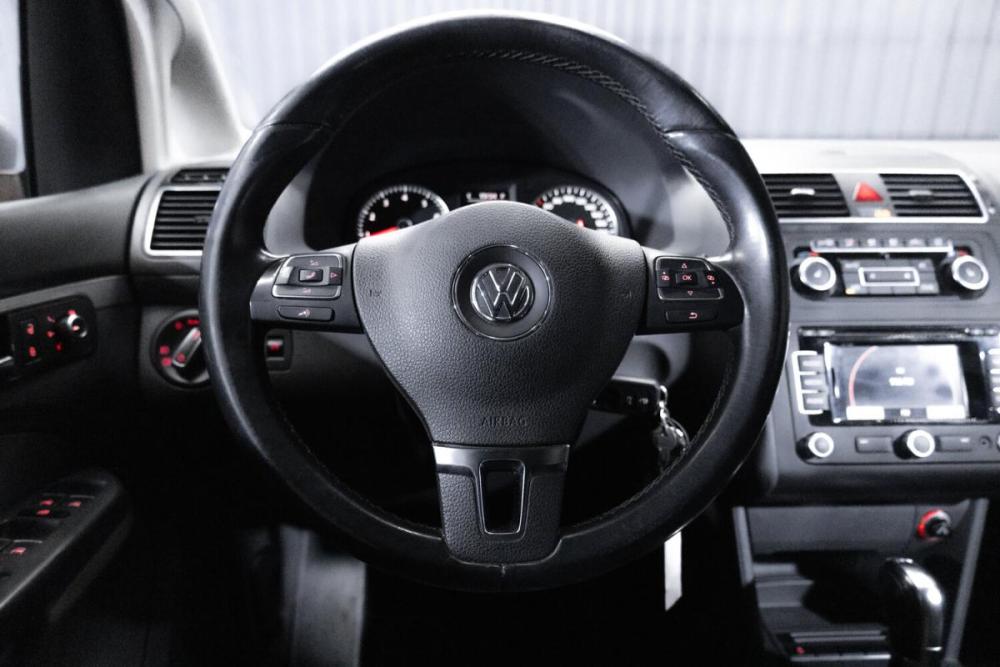 Volkswagen Touran I Рестайлинг 2 Тюмень  - изображение 16