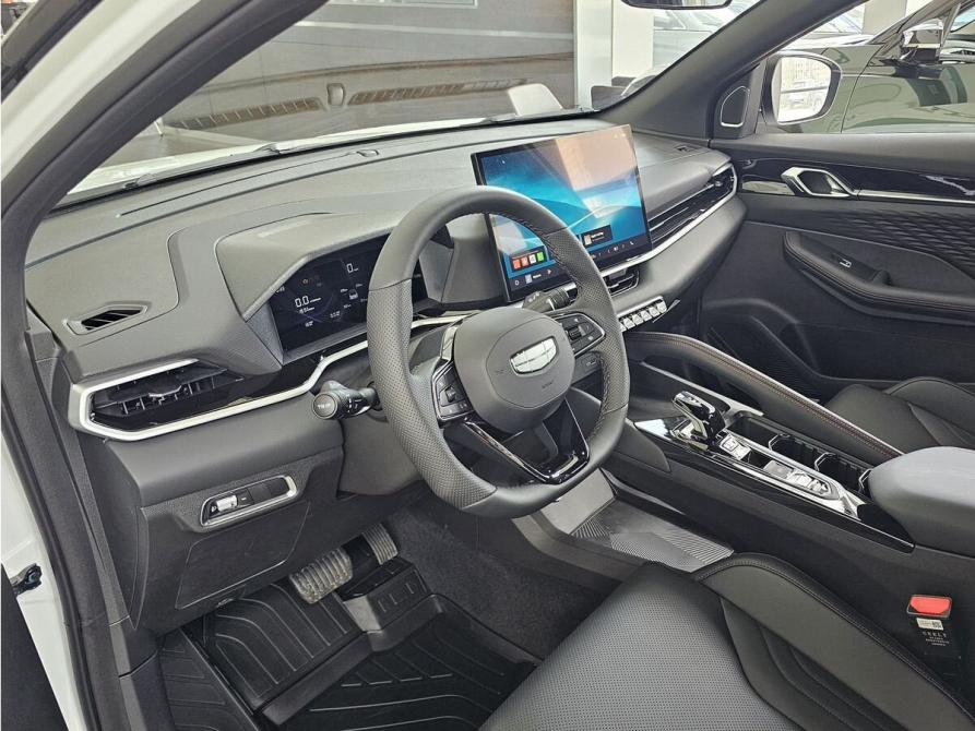 Geely Coolray I Рестайлинг 2 Брянск  - изображение 4