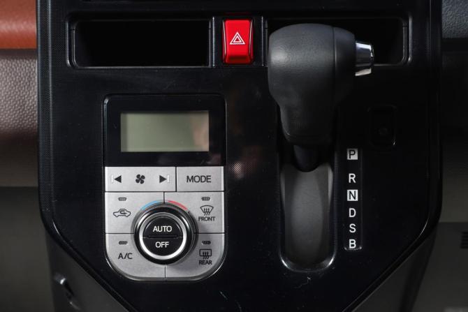 Subaru Justy V с пробегом 2018 года, цена 999 000 рублей, 144000 км, микровэн, Автокод Объявления