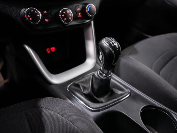 Kia Ceed II Рестайлинг с пробегом 2017 года, цена 1 099 000 рублей, 141000 км, хэтчбек, Автокод Объявления