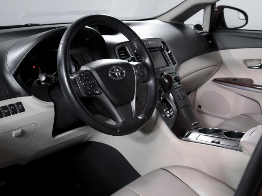 Toyota Venza I Рестайлинг Москва  - изображение 15