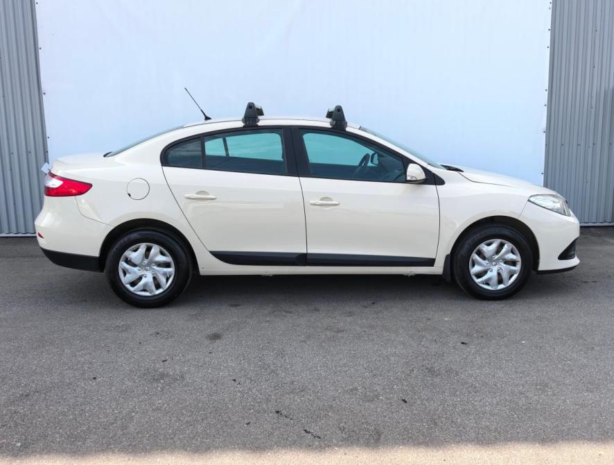 Renault Fluence I Рестайлинг Санкт-Петербург  - изображение 4