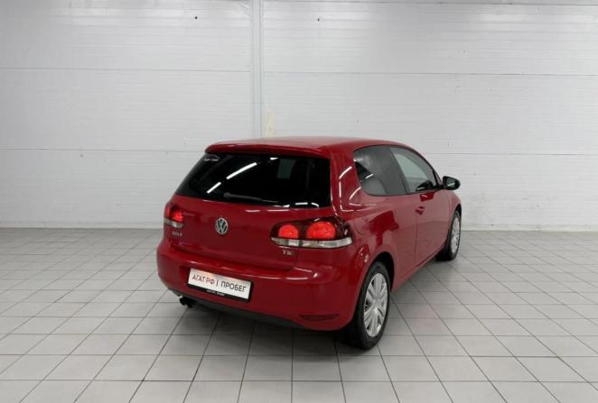 Volkswagen Golf VI с пробегом 2010 года, цена 750 000 рублей, 204003 км, хэтчбек, Автокод Объявления