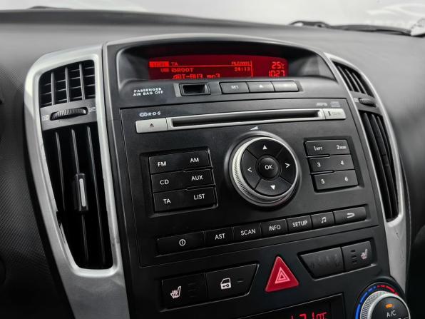 Kia Ceed I Рестайлинг с пробегом 2011 года, цена 770 000 рублей, 244800 км, хэтчбек, Автокод Объявления