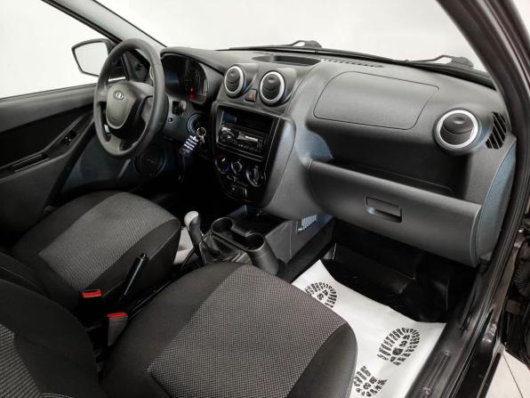 Lada (ВАЗ) Granta I с пробегом 2017 года, цена 571 800 рублей, 66996 км, лифтбек, Автокод Объявления