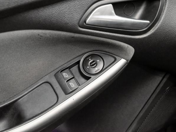 Ford Focus III с пробегом 2012 года, цена 670 000 рублей, 232411 км, хэтчбек, Автокод Объявления