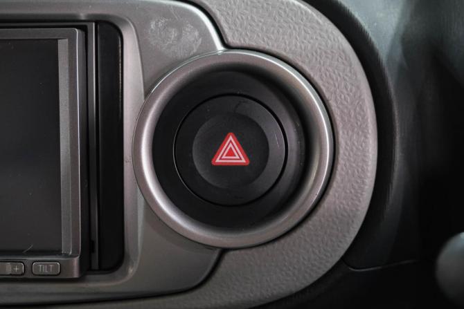 Toyota Vitz III (XP130) с пробегом 2013 года, цена 599 000 рублей, 145317 км, хэтчбек, Автокод Объявления