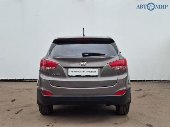 Hyundai ix35 I Рестайлинг с пробегом 2015 года, цена 1 415 000 рублей, 135000 км, внедорожник, Автокод Объявления
