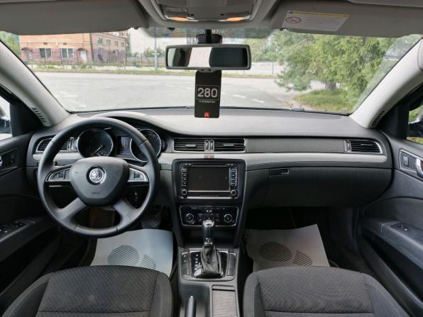 Skoda Superb II Рестайлинг с пробегом 2013 года, цена 879 000 рублей, 268196 км, лифтбек, Автокод Объявления