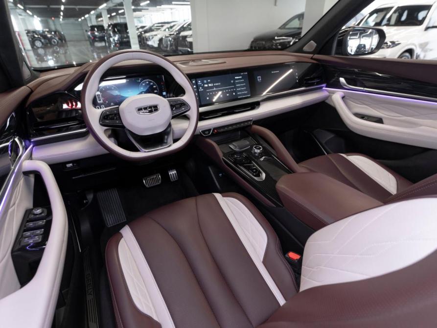 Geely Monjaro I Москва  - изображение 7