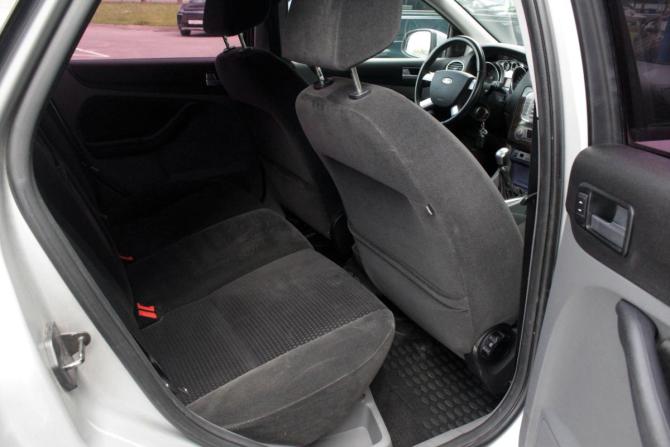 Ford Focus II Рестайлинг с пробегом 2009 года, цена 635 000 рублей, 205122 км, седан, Автокод Объявления