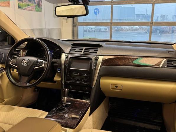 Toyota Camry VII (XV50) Рестайлинг с пробегом 2015 года, цена 2 199 000 рублей, 160215 км, седан, Автокод Объявления