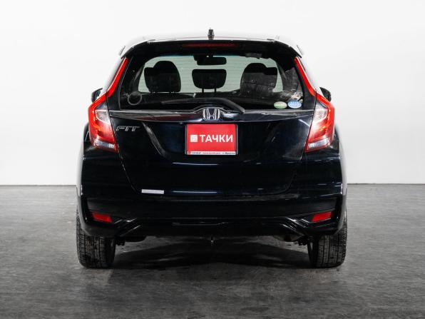 Honda Fit III Рестайлинг с пробегом 2018 года, цена 1 200 000 рублей, 100851 км, хэтчбек, Автокод Объявления