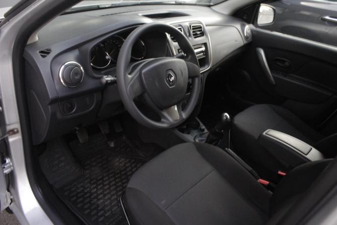 Renault Logan II с пробегом 2015 года, цена 745 000 рублей, 190657 км, седан, Автокод Объявления