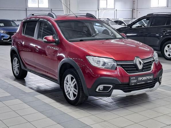 Renault Sandero II Рестайлинг с пробегом 2019 года, цена 1 100 000 рублей, 138120 км, хэтчбек, Автокод Объявления