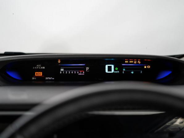 Honda Stepwgn V с пробегом 2016 года, цена 1 700 000 рублей, 207567 км, минивэн, Автокод Объявления