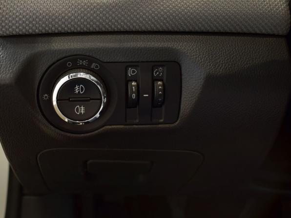 Chevrolet Cruze I Рестайлинг с пробегом 2012 года, цена 574 999 рублей, 275875 км, хэтчбек, Автокод Объявления