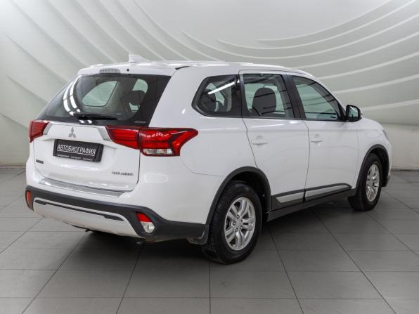 Mitsubishi Outlander III Рестайлинг 3 с пробегом 2019 года, цена 1 998 000 рублей, 150320 км, внедорожник, Автокод Объявления