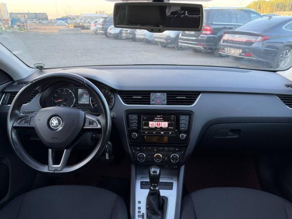 Skoda Octavia III (A7) с пробегом 2015 года, цена 895 000 рублей, 358040 км, лифтбек, Автокод Объявления