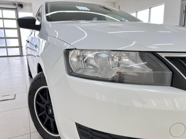 Skoda Rapid I с пробегом 2016 года, цена 1 040 000 рублей, 107568 км, лифтбек, Автокод Объявления