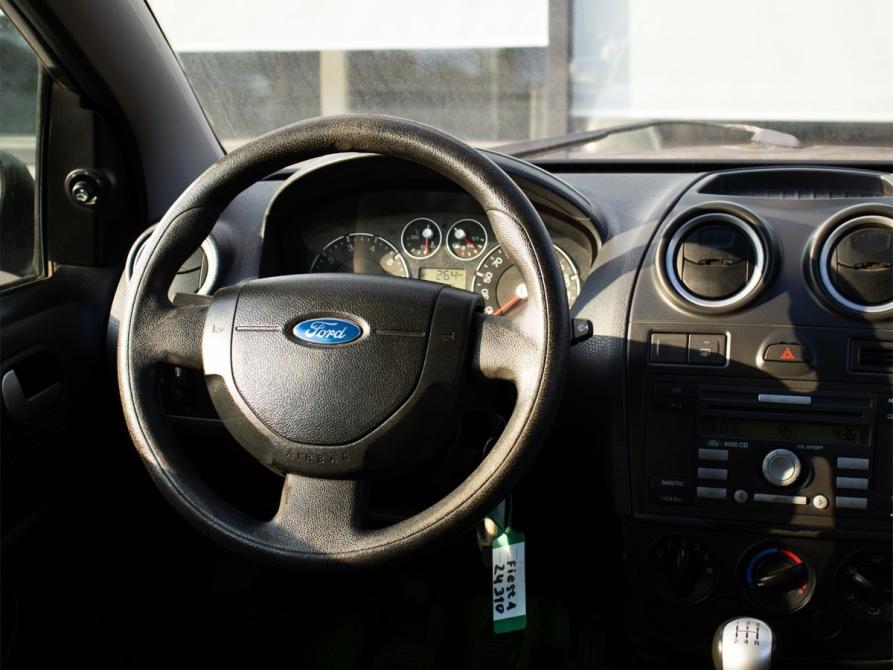 Ford Fiesta Mk5 Екатеринбург  - изображение 17