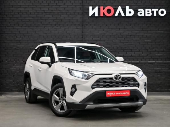 Toyota RAV4 V (XA50) с пробегом 2020 года, цена 3 440 000 рублей, 74362 км, внедорожник, Автокод Объявления