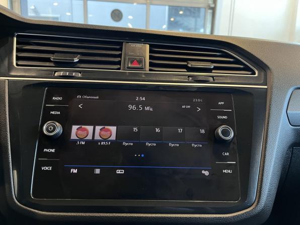 Volkswagen Tiguan II с пробегом 2018 года, цена 2 330 000 рублей, 151150 км, внедорожник, Автокод Объявления