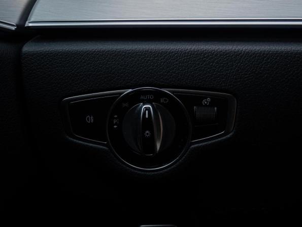 Mercedes-Benz E-Класс V (W213 S213 C238) Рестайлинг с пробегом 2020 года, цена 4 900 000 рублей, 55505 км, седан, Автокод Объявления