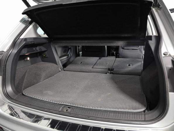 Volkswagen Tiguan II с пробегом 2017 года, цена 2 299 000 рублей, 164630 км, внедорожник, Автокод Объявления
