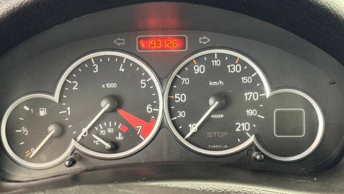 Peugeot 206 с пробегом 2004 года, цена 115 000 рублей, 193125 км, хэтчбек, Автокод Объявления