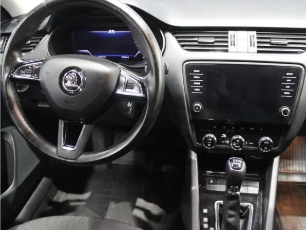 Skoda Octavia III (A7) Рестайлинг с пробегом 2018 года, цена 2 079 000 рублей, 124000 км, лифтбек, Автокод Объявления