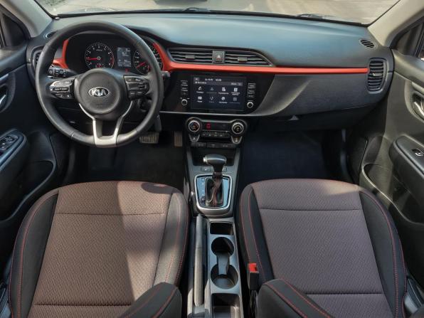 Kia Rio IV Рестайлинг с пробегом 2020 года, цена 1 979 000 рублей, 67502 км, хэтчбек, Автокод Объявления