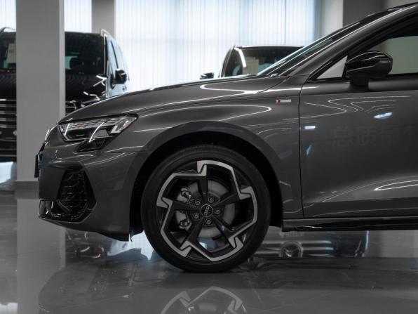 Audi A3 IV (8Y) Рестайлинг с пробегом 2026 года, цена 3 950 000 рублей, 50 км, хэтчбек, Автокод Объявления