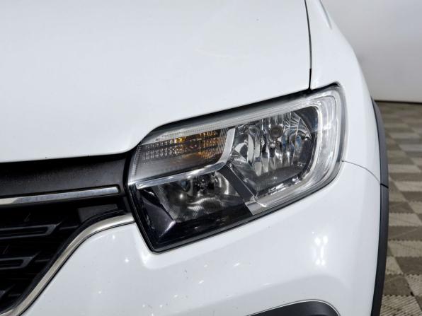 Renault Sandero II Рестайлинг с пробегом 2018 года, цена 1 048 000 рублей, 135454 км, хэтчбек, Автокод Объявления