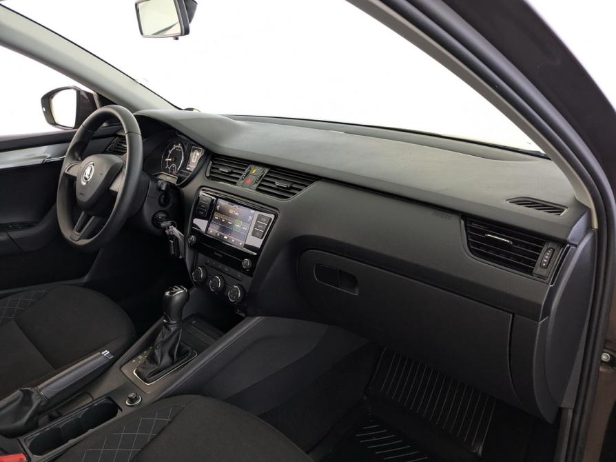 Skoda Octavia III (A7) Рестайлинг Москва  - изображение 19