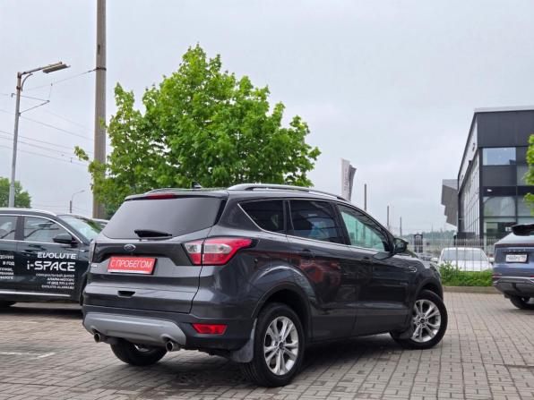 Ford Kuga II Рестайлинг с пробегом 2017 года, цена 1 489 000 рублей, 187000 км, внедорожник, Автокод Объявления