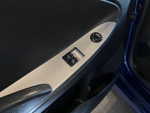 Hyundai Solaris I Рестайлинг с пробегом 2014 года, цена 745 000 рублей, 244333 км, седан, Автокод Объявления