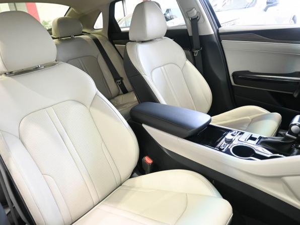 Kia K5 III с пробегом 2020 года, цена 2 549 900 рублей, 83000 км, седан, Автокод Объявления
