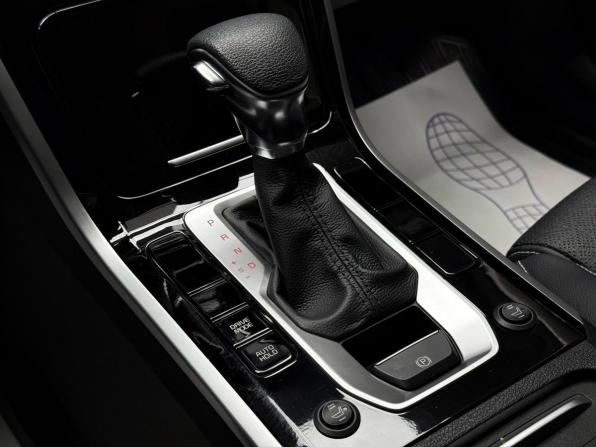 Kia K3 II (China Market) Рестайлинг с пробегом 2022 года, цена 1 829 000 рублей, 18000 км, седан, Автокод Объявления