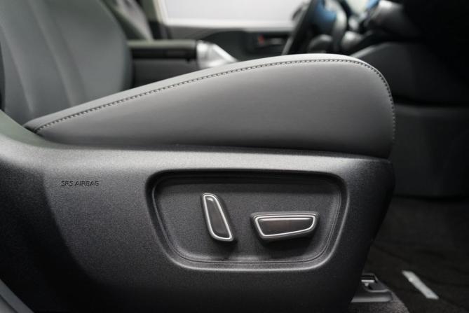 Toyota RAV4 VI (XA60) с пробегом 2026 года, цена 4 750 000 рублей, 70 км, внедорожник, Автокод Объявления