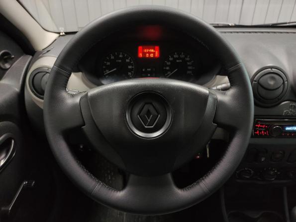 Renault Logan I Рестайлинг с пробегом 2015 года, цена 410 000 рублей, 133497 км, седан, Автокод Объявления