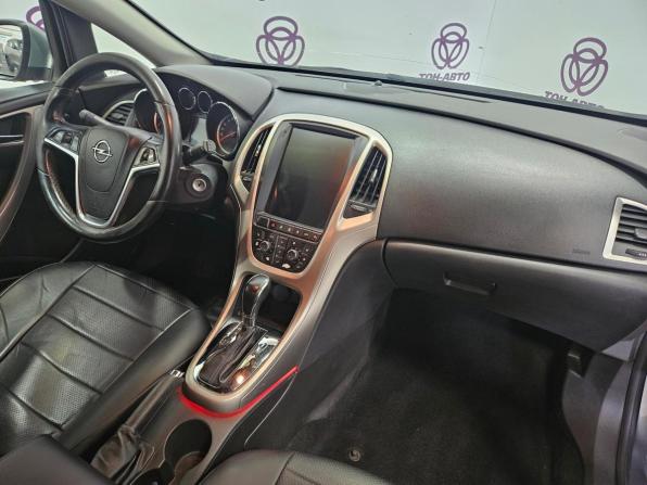 Opel Astra J с пробегом 2010 года, цена 481 000 рублей, 233462 км, хэтчбек, Автокод Объявления