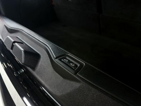 BMW X7 I (G07) с пробегом 2021 года, цена 8 300 000 рублей, 93829 км, внедорожник, Автокод Объявления