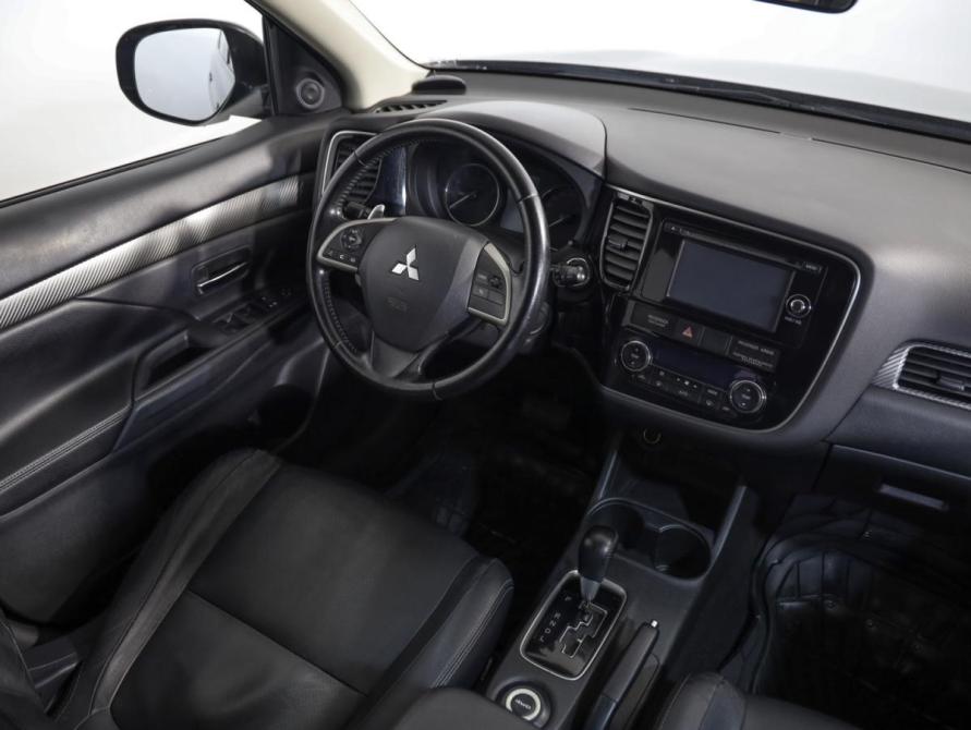 Mitsubishi Outlander III Санкт-Петербург  - изображение 8