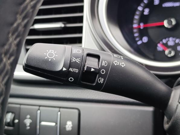 Kia Ceed III с пробегом 2019 года, цена 1 820 000 рублей, 59575 км, хэтчбек, Автокод Объявления