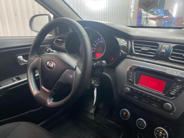 Kia Rio III с пробегом 2015 года, цена 750 000 рублей, 158003 км, седан, Автокод Объявления