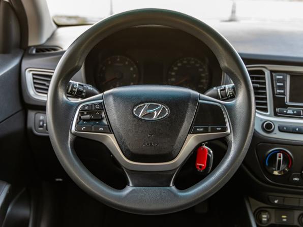 Hyundai Solaris II Рестайлинг с пробегом 2020 года, цена 1 299 000 рублей, 90375 км, седан, Автокод Объявления