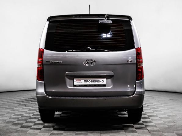 Hyundai Grand Starex I Рестайлинг 2 с пробегом 2018 года, цена 3 150 000 рублей, 135683 км, минивэн, Автокод Объявления