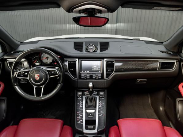 Porsche Macan I с пробегом 2015 года, цена 3 100 000 рублей, 151707 км, внедорожник, Автокод Объявления